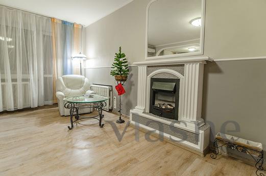 Two-bedroom apartment in the center of Kiev apartment with t