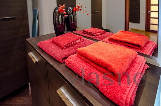 Andrii Marchenko, Kyiv - apartment by the day