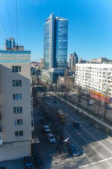 Andrii Marchenko, Kyiv - apartment by the day