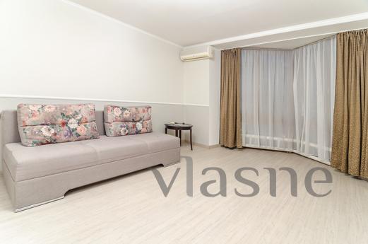Andrii Marchenko, Kyiv - apartment by the day