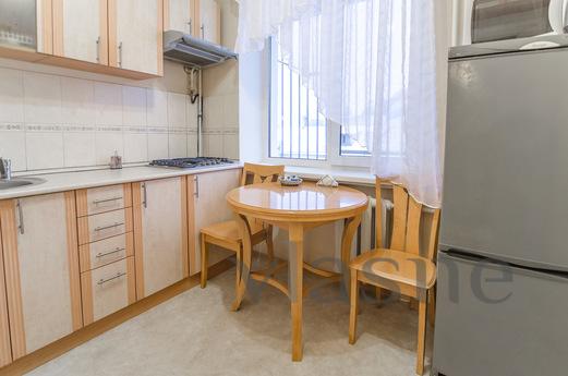 Andrii Marchenko, Kyiv - apartment by the day