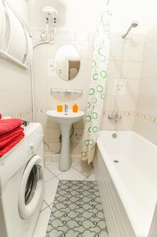 Andrii Marchenko, Kyiv - apartment by the day