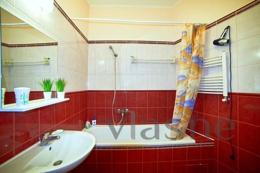 2-ком.кв-ра . с парковкой в самом центре, Львов - квартира посуточно