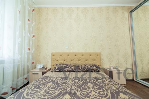Ilinskaya, center. Eremont. 2 rooms, Sumy - apartment by the day