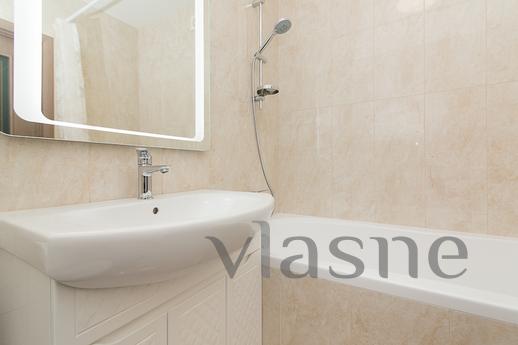 LUX.Novostroy.Harkovskaya.Tsentr.Dok2i3g, Sumy - apartment by the day
