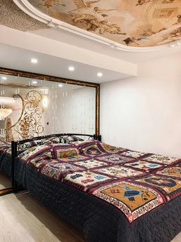 VIP clas apartment - Versal, Odessa - apartment by the day