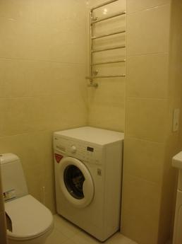 Rent 2-room apartment EURO Karl Marx., Dnipro (Dnipropetrovsk) - apartment by the day