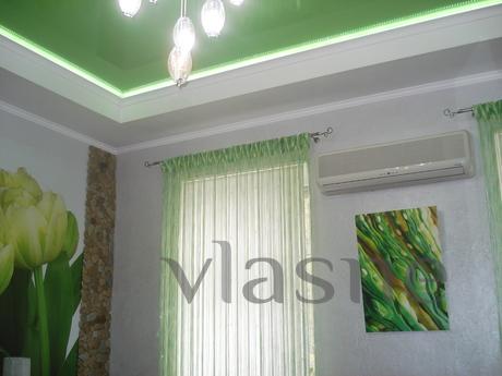 Luxury 2 k.kvartiru near Embankment, Yalta - apartment by the day