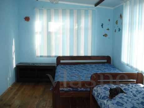 Detached house in Kastropol!, Yalta - apartment by the day