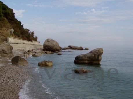 Detached house in Kastropol!, Yalta - apartment by the day