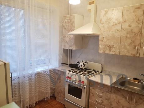 Cozy 3 bedroom apartment, Bila Tserkva - apartment by the day