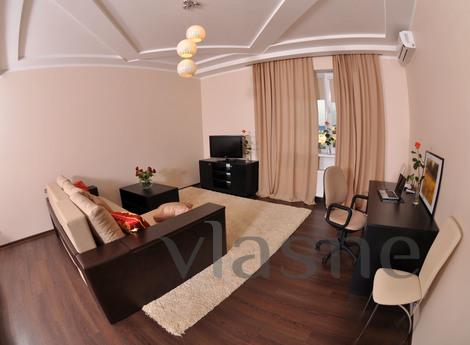 1 room. Apartment str. Shevchenko, up to, Yevpatoriya - apartment by the day