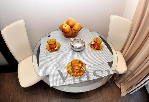 1 room. Apartment str. Shevchenko, up to, Yevpatoriya - apartment by the day