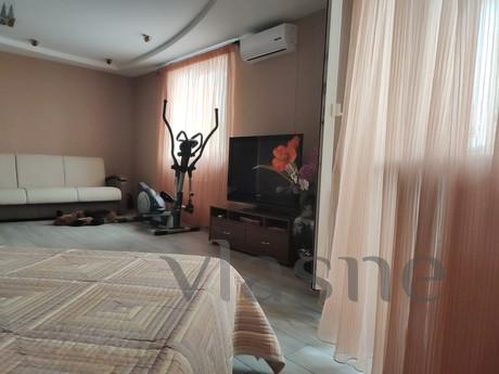 I rent my apartment 95m2 sea, Chernomorsk (Illichivsk) - apartment by the day