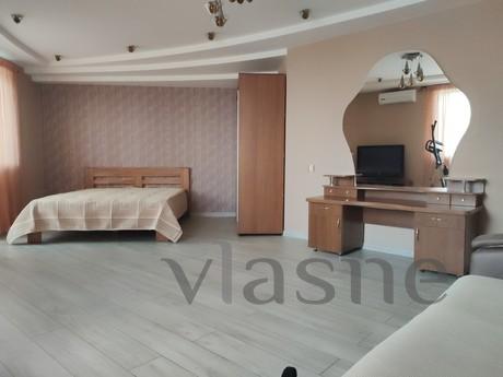 Сдаю свою квартиру 95м2 у моря, Черноморск (Ильичевск) - квартира посуточно