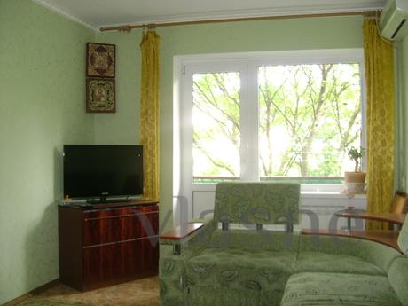 квартира расположена по центральной курортной ул Фрунзе в 20