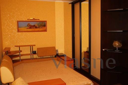 I rent my 1-bedroom apartment in Feodosia (st. Pervushina). 