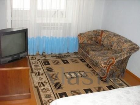 Apartment for Rent 1500 rub, Yevpatoriya - apartment by the day