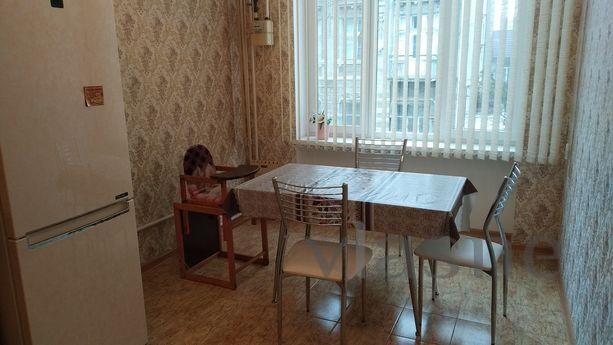 Chic 2x apartment in the center of Yevpa, Yevpatoriya - apartment by the day