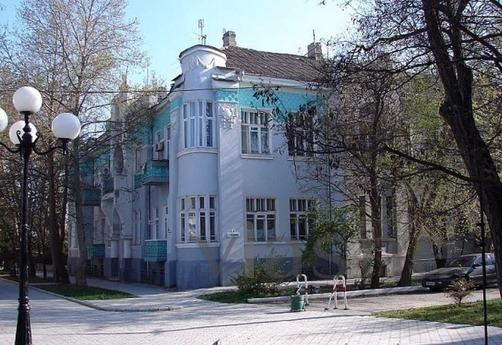 Chic 2x apartment in the center of Yevpa, Yevpatoriya - apartment by the day