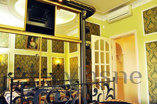 VIP Deribasovskaya, 10, Odessa - apartment by the day