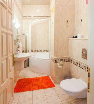 VIP Deribasovskaya, 10, Odessa - apartment by the day