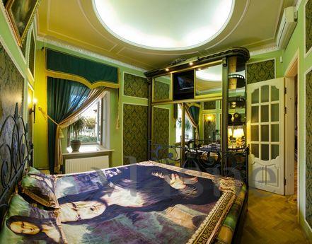 VIP Deribasovskaya, 10, Odessa - apartment by the day