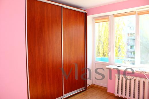 Its cozy apartment, WI-FI, Odessa - apartment by the day