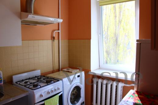 Its cozy apartment, WI-FI, Odessa - apartment by the day