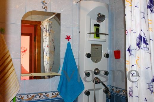Its cozy apartment, WI-FI, Odessa - apartment by the day