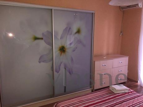 2-Х комнатная центр возле Соборного парк, Черкассы - квартира посуточно