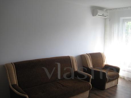 Rent a small cozy studio apartment, renovated, near Smorzhev