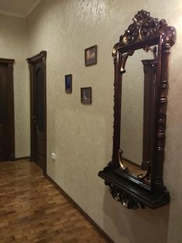 Аккуратная уютная квартира в центре, Ивано-Франковск - квартира посуточно
