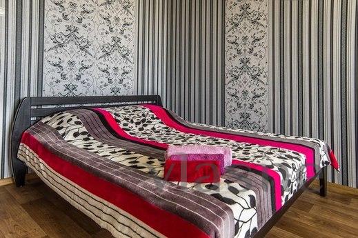 Cozy and comfortable apartment located near the mall Avalanc