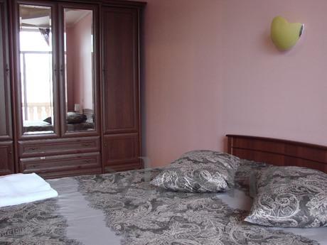 2-in. Center. Overlooking the Independen, Kyiv - apartment by the day
