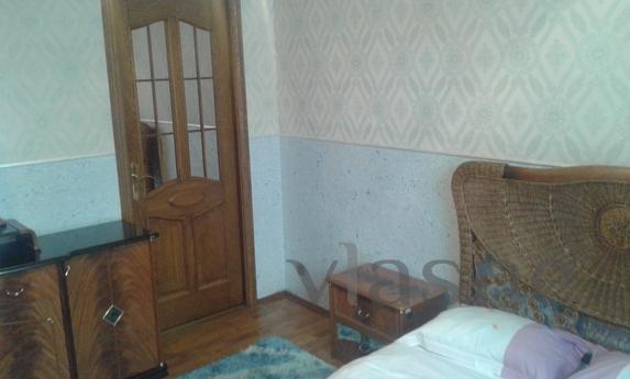 Center apartment 4 rooms, Kyiv - apartment by the day