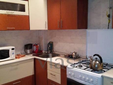 5 minutes to the center !!!, Uzhhorod - apartment by the day