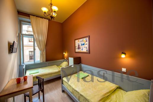 Двухместная комната с двумя кроватями Post House Rooms – новий та яскравий міні-готель з авторськи