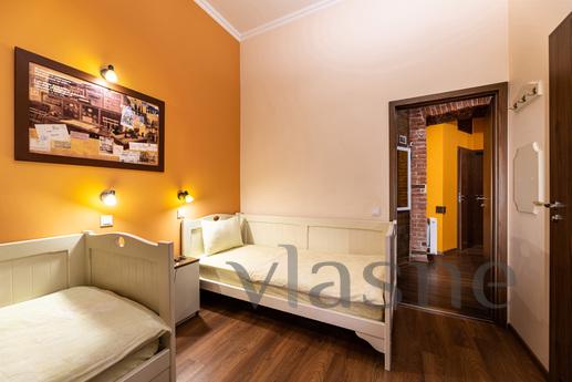 Двухместная комната с двумя кроватями Post House Rooms – новий та яскравий міні-готель з авторськи