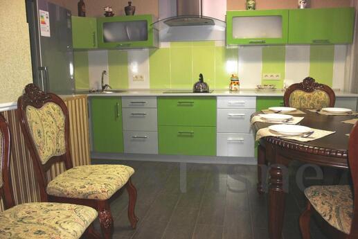 Zamiskiy Budynok Eco Comfort, Cherkasy - apartment by the day