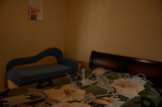 Rent daily 3-room apartment, Chernomorsk (Illichivsk) - apartment by the day