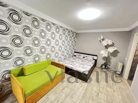 I rent out a 1-room apartment daily, hourly. The apartment h
