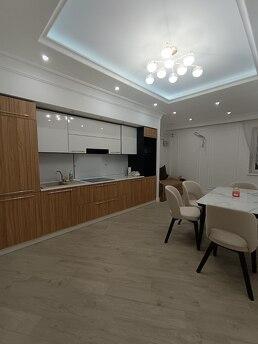 Two-room apartment Luxury in the center, Chernivtsi - apartment by the day