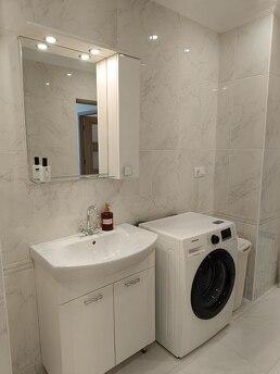 Two-room apartment Luxury in the center, Chernivtsi - apartment by the day