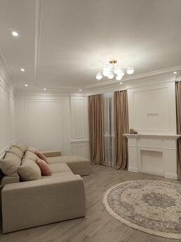 Two-room apartment Luxury in the center, Chernivtsi - apartment by the day