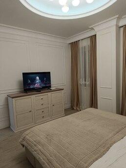 Two-room apartment Luxury in the center, Chernivtsi - apartment by the day