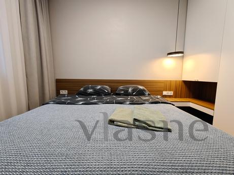 Стильна 2к квартира біля Рахманова, Днепр (Днепропетровск) - квартира посуточно