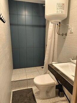 Затишна кв. поруч із клінікою Рахманова, Днепр (Днепропетровск) - квартира посуточно