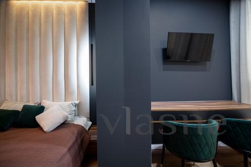 Quiet apartment in charge of Bartolomeo ta, Dnipro (Dnipropetrovsk) - apartment by the day