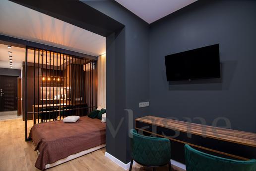 Quiet apartment in charge of Bartolomeo ta, Dnipro (Dnipropetrovsk) - apartment by the day